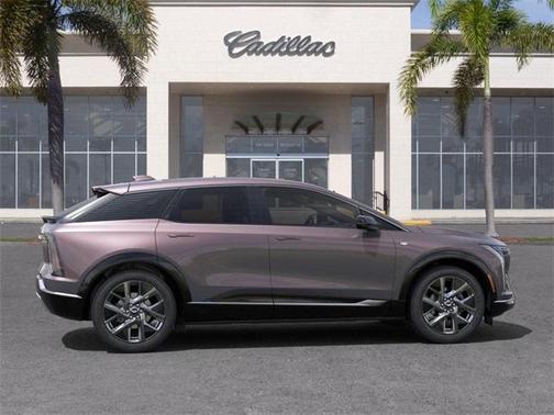 2025 Cadillac OPTIQ Luxury