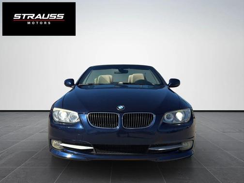 2011 BMW 328 328i Convertible 2D