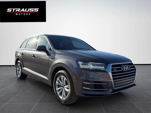 2019 Audi Q7 55 Premium Plus
