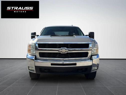 2009 Chevrolet Silverado 2500 LT Crew Cab