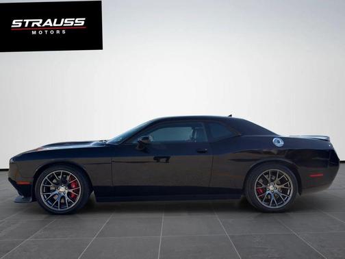 2016 Dodge Challenger SRT 392