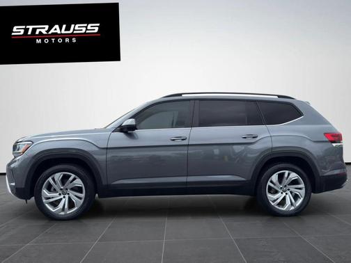 2021 Volkswagen Atlas SE w/Tech Pkg Sport Utility 4D