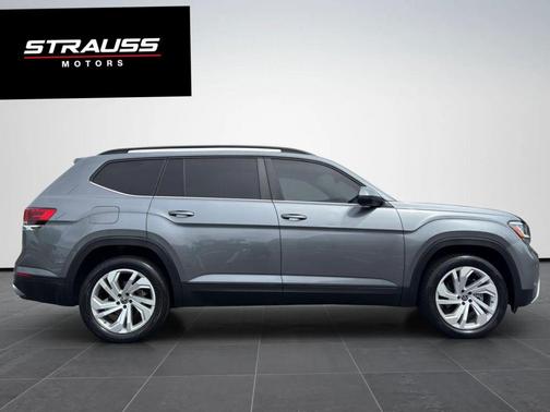2021 Volkswagen Atlas SE w/Tech Pkg Sport Utility 4D