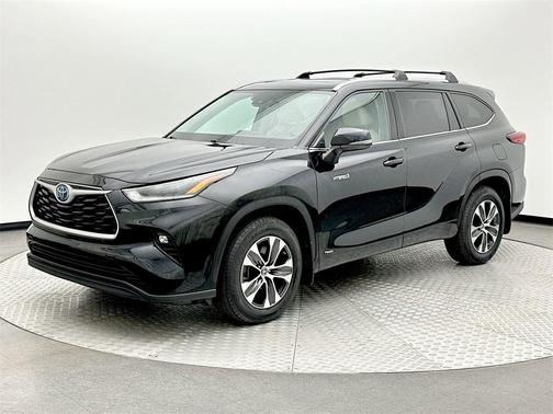 2021 Toyota Highlander Hybrid XLE
