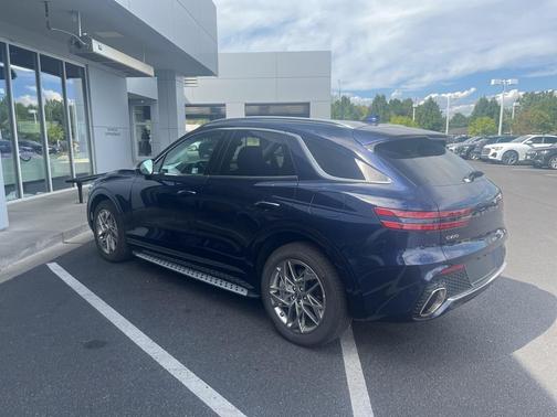 2025 Genesis GV70 2.5T