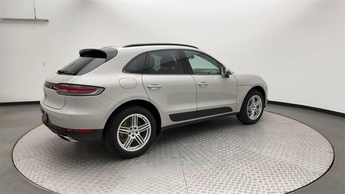 2021 Porsche Macan Base