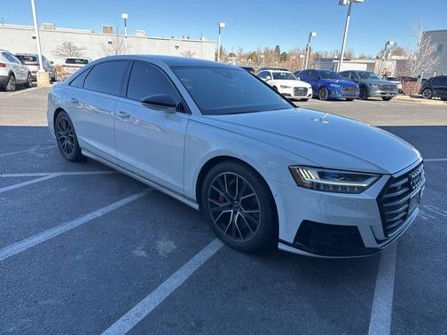 2020 Audi S8 4.0T quattro