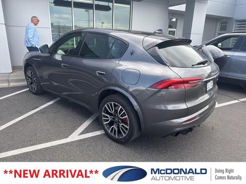 Gray 2023 Maserati Grecale Modena