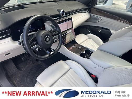 Gray 2023 Maserati Grecale Modena