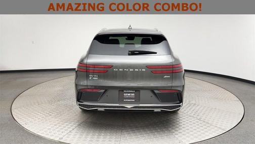 2026 Genesis GV70 2.5T Advanced