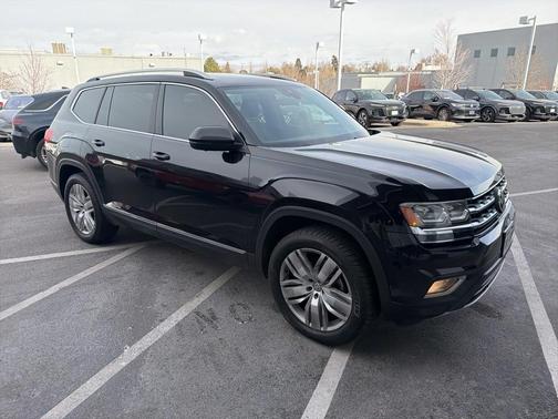 2018 Volkswagen Atlas 3.6L SEL Premium
