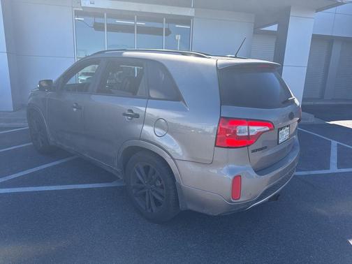 Titanium Silver 2014 Kia Sorento Limited
