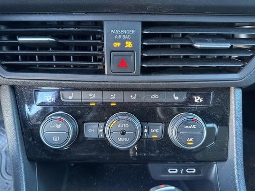 2020 Volkswagen Jetta 1.4T R-Line