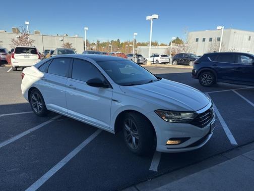 2020 Volkswagen Jetta 1.4T R-Line