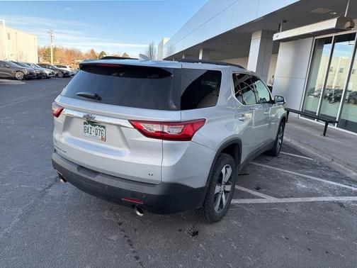 2020 Chevrolet Traverse LT Leather