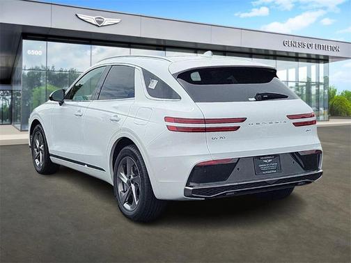 2026 Genesis GV70 2.5T Advanced