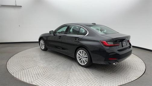2024 BMW 330 i xDrive