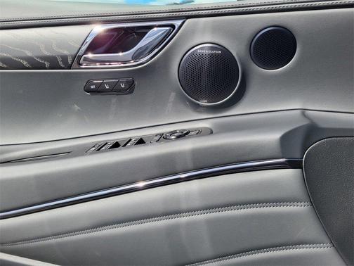 2026 Genesis GV80 Coupe 3.5T e-SC Prestige Black