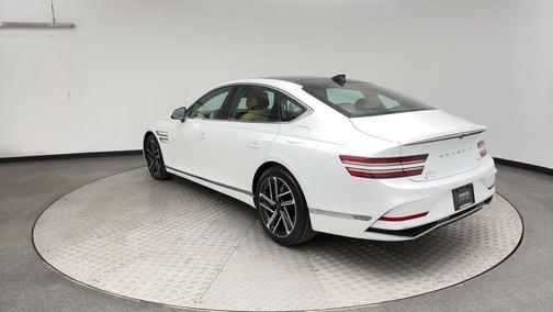 2025 Genesis G80 2.5T