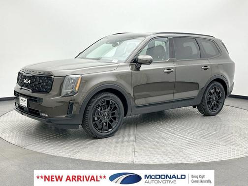 Dark Moss 2022 Kia Telluride SX