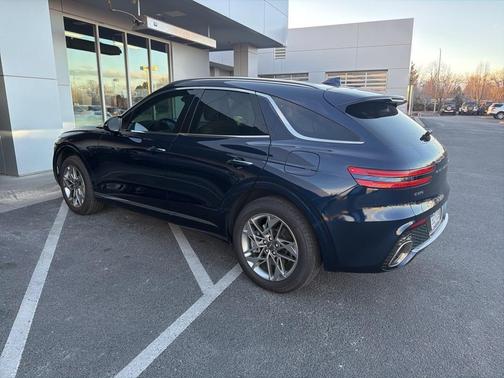 2023 Genesis GV70 2.5T