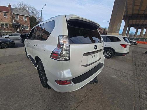 2023 Lexus GX 460 Base