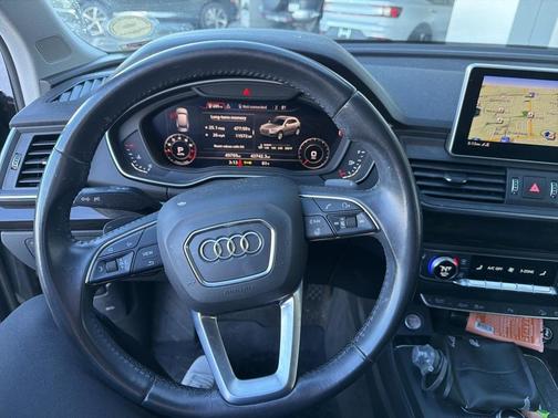 2020 Audi Q5 40 Premium Plus