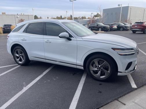 2026 Genesis GV70 2.5T Advanced