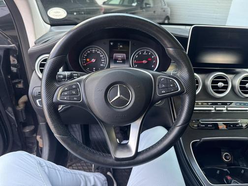 2016 Mercedes-Benz GLC-Class GLC 300 4MATIC