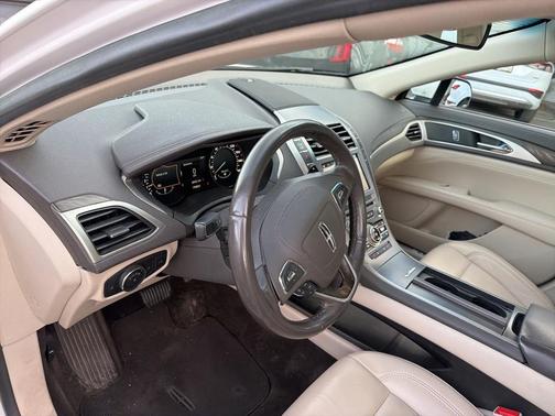 2017 Lincoln MKZ Select