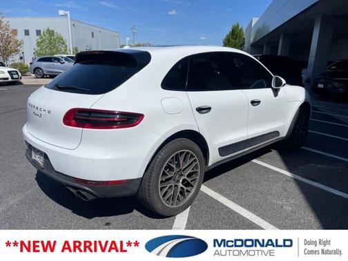 White 2017 Porsche Macan S