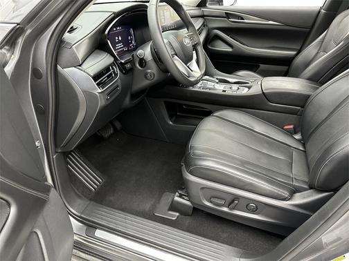 2022 INFINITI QX60 Luxe