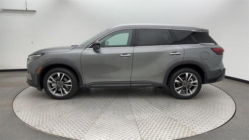 2022 INFINITI QX60 Luxe