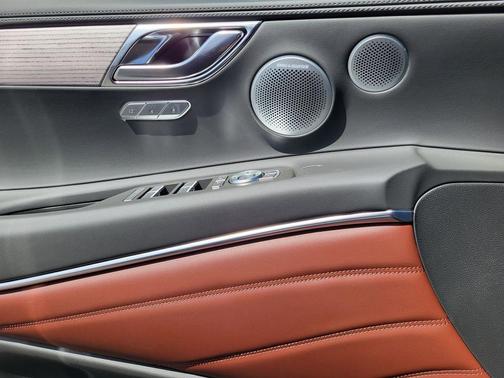 Makalu Gray 2026 Genesis GV80 3.5T Prestige