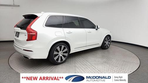 Crystal White 2021 Volvo XC90 T6 Inscription 7 Passenger