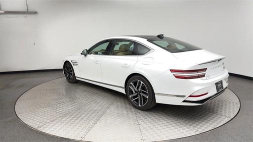 2025 Genesis G80 2.5T