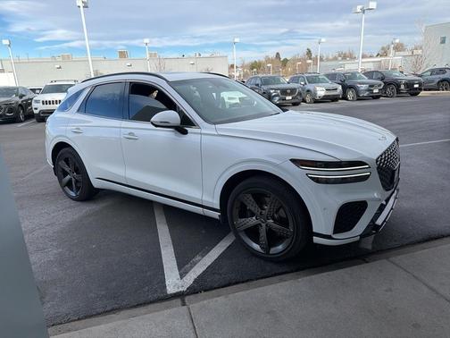 2023 Genesis GV70 2.5T