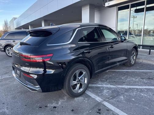 2026 Genesis GV70 2.5T