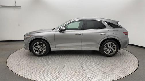 2025 Genesis GV70 2.5T