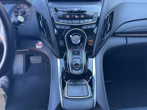 2020 Acura RDX Advance Package