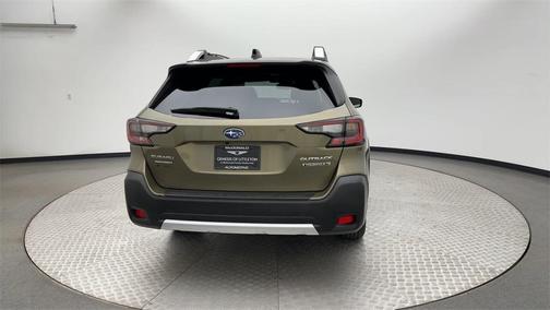 2023 Subaru Outback Touring XT