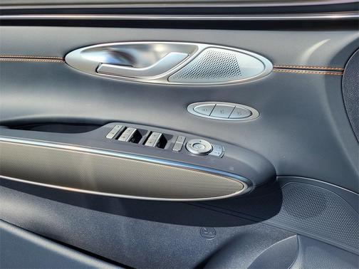 2026 Genesis GV70 3.5T Sport Advanced
