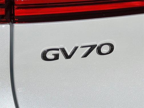 2026 Genesis GV70 3.5T Sport Advanced