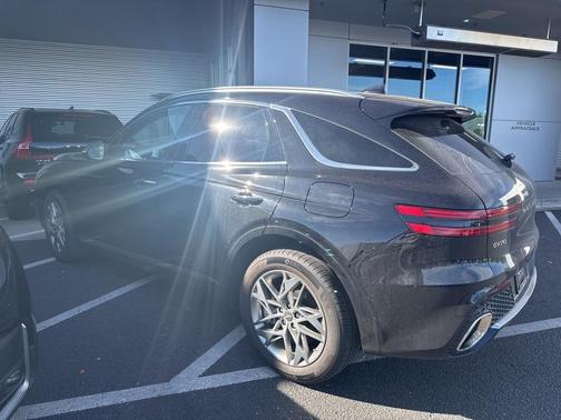 2025 Genesis GV70 2.5T