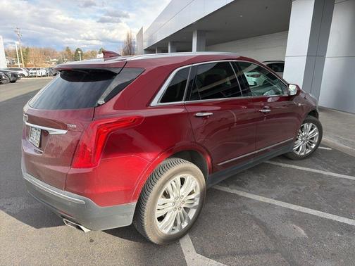 2017 Cadillac XT5 Premium Luxury