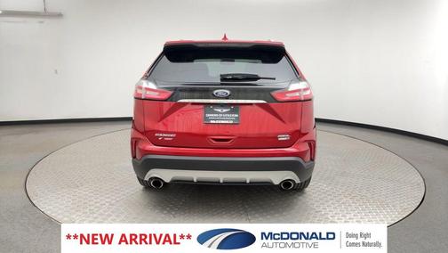 Rapid Red Metallic Tinted Clearcoat 2020 Ford Edge SEL