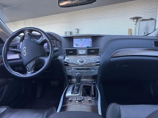 2019 INFINITI Q70L 3.7X LUXE