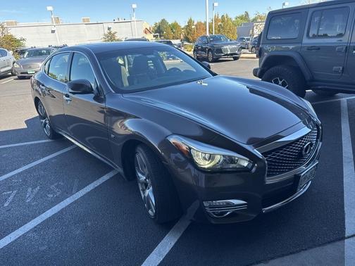 2019 INFINITI Q70L 3.7X LUXE