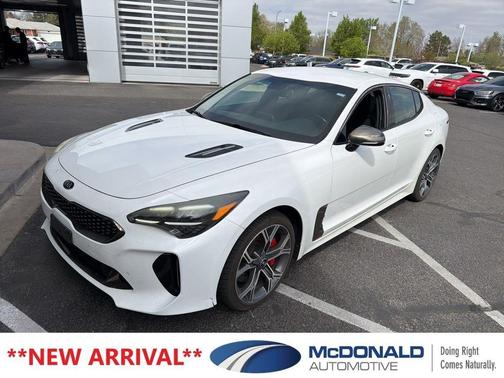 Snow White Pearl 2019 Kia Stinger GT