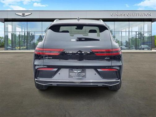2026 Genesis GV70 2.5T
